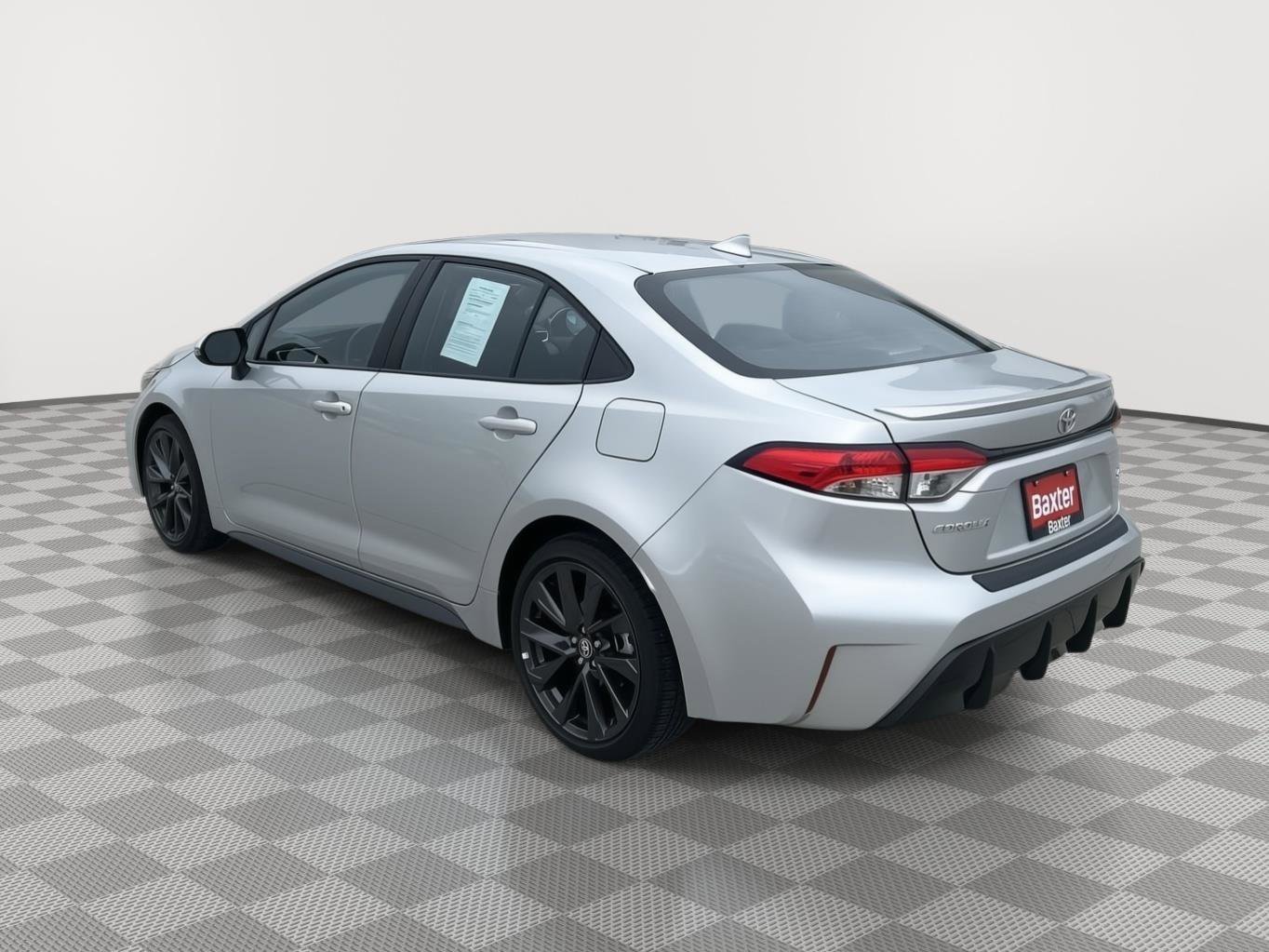 Used 2024 Toyota Corolla SE FWD image 25