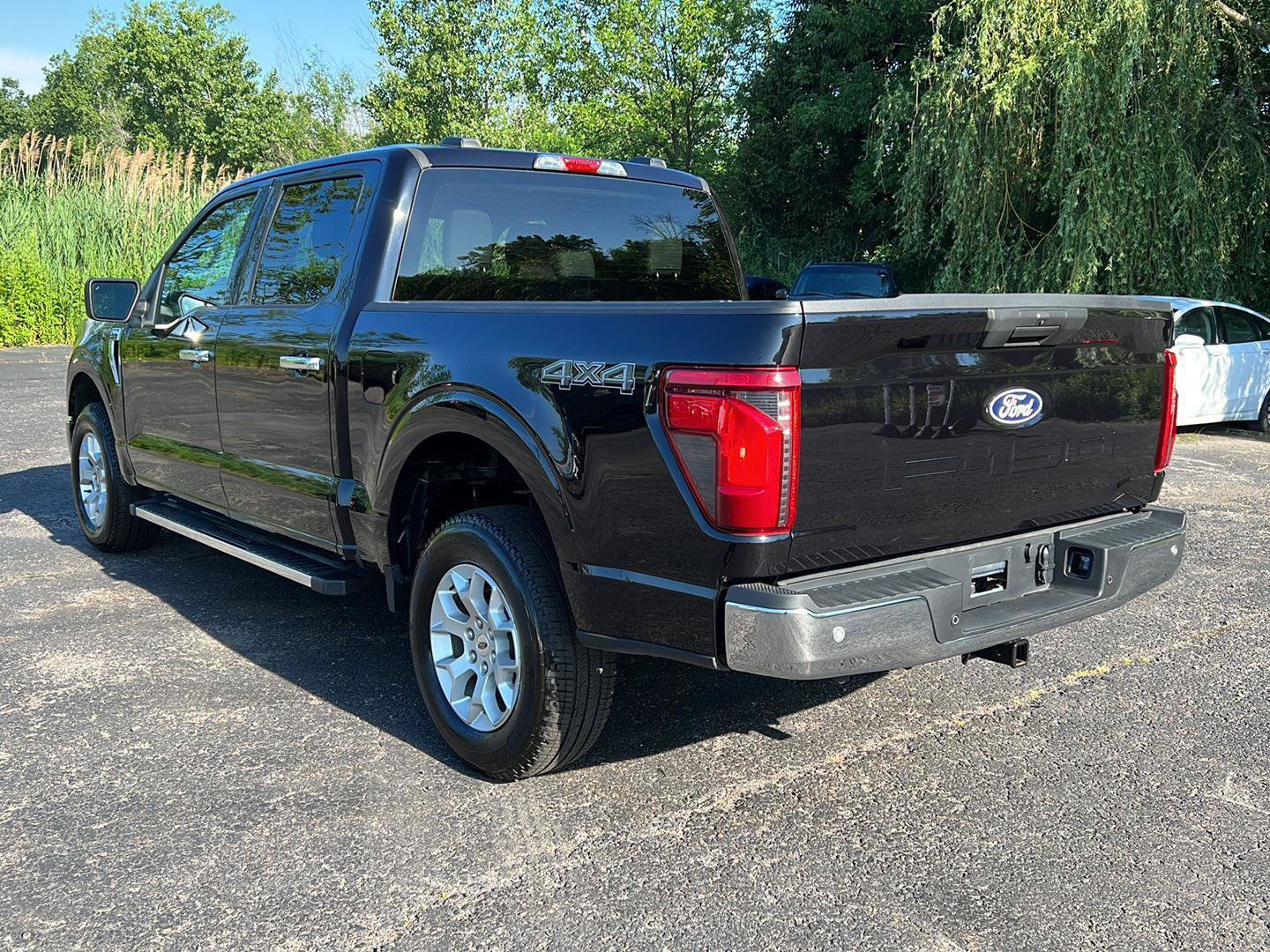 Used 2025 Ford F150 XLT w/ Equipment Group 301A Standard AWD/4WD image 3