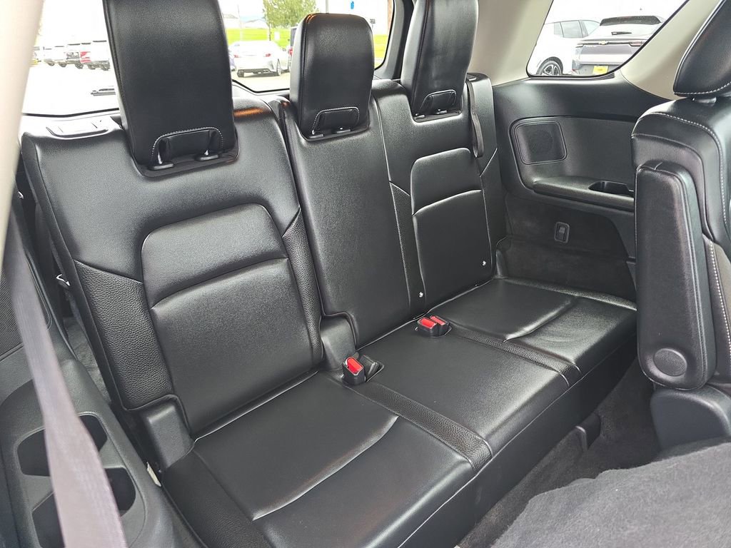 Used 2025 Nissan Pathfinder SL w/ SL Premium Package image 31