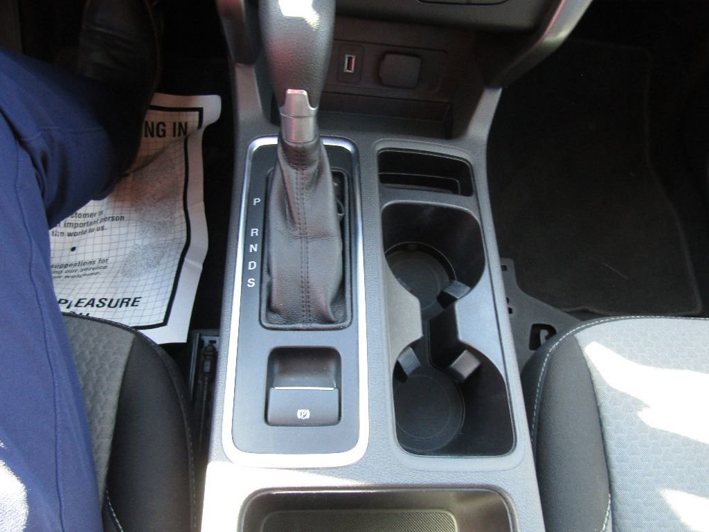 Used 2017 Ford Escape SE image 15