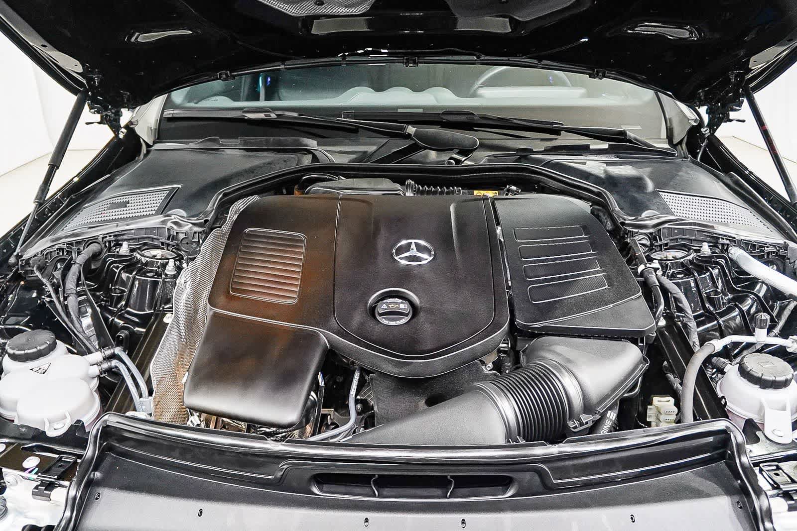 Used 2023 Mercedes-Benz C 300 Sedan image 30