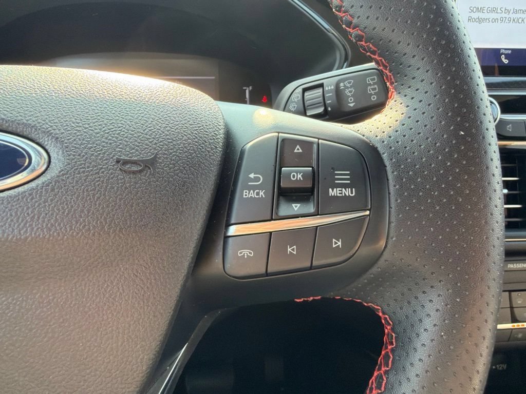 Used 2025 Ford Escape ST-Line AWD/4WD image 19