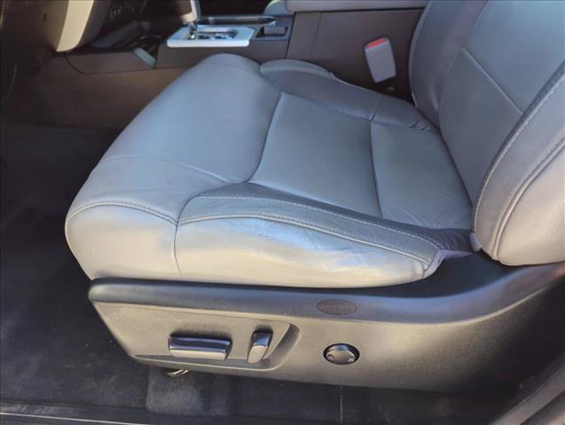 Used 2021 Toyota Tundra Limited w/ Limited Premium Package RWD image 26