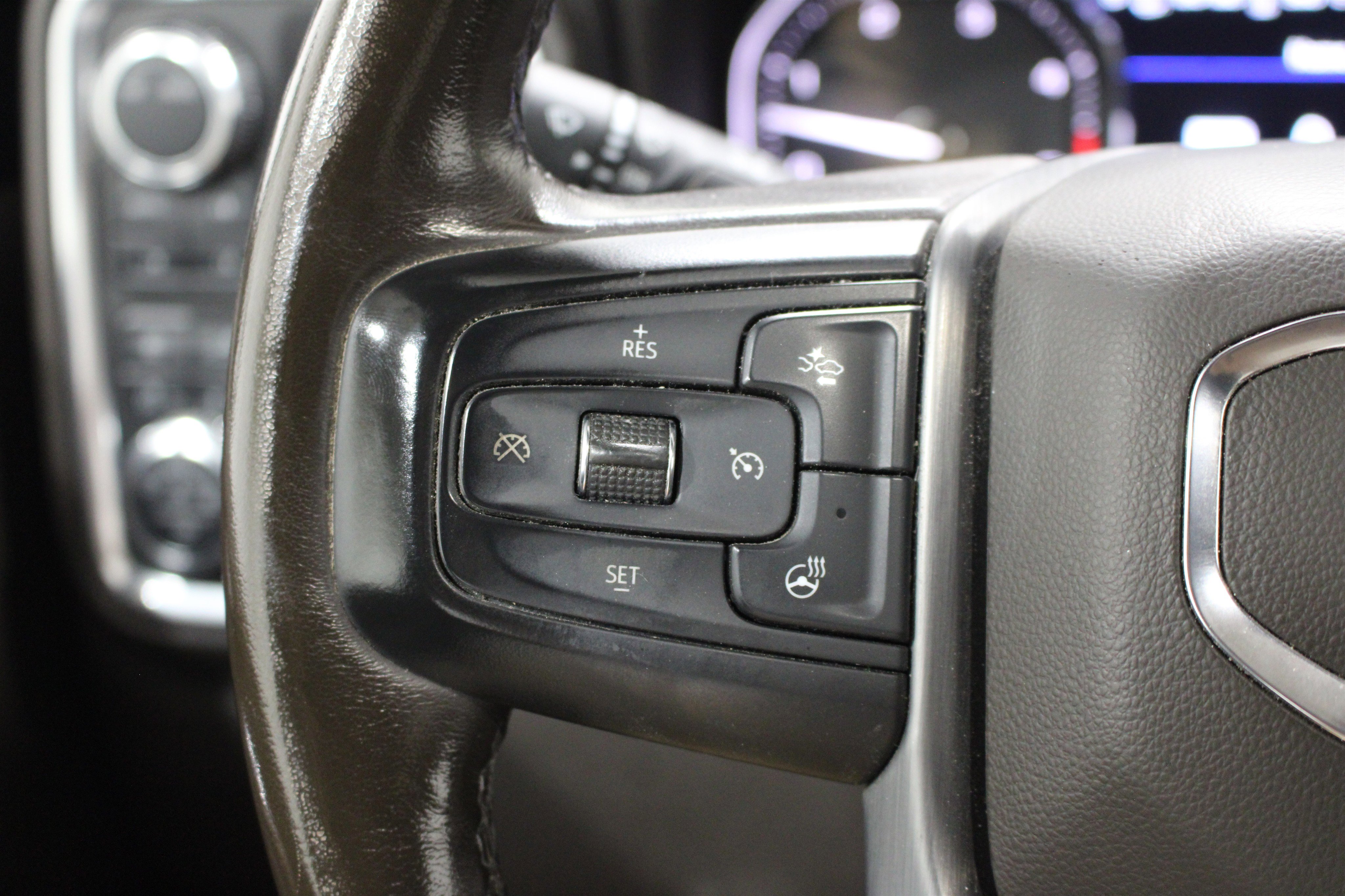 Used 2022 GMC Sierra 2500 Denali AWD/4WD image 11