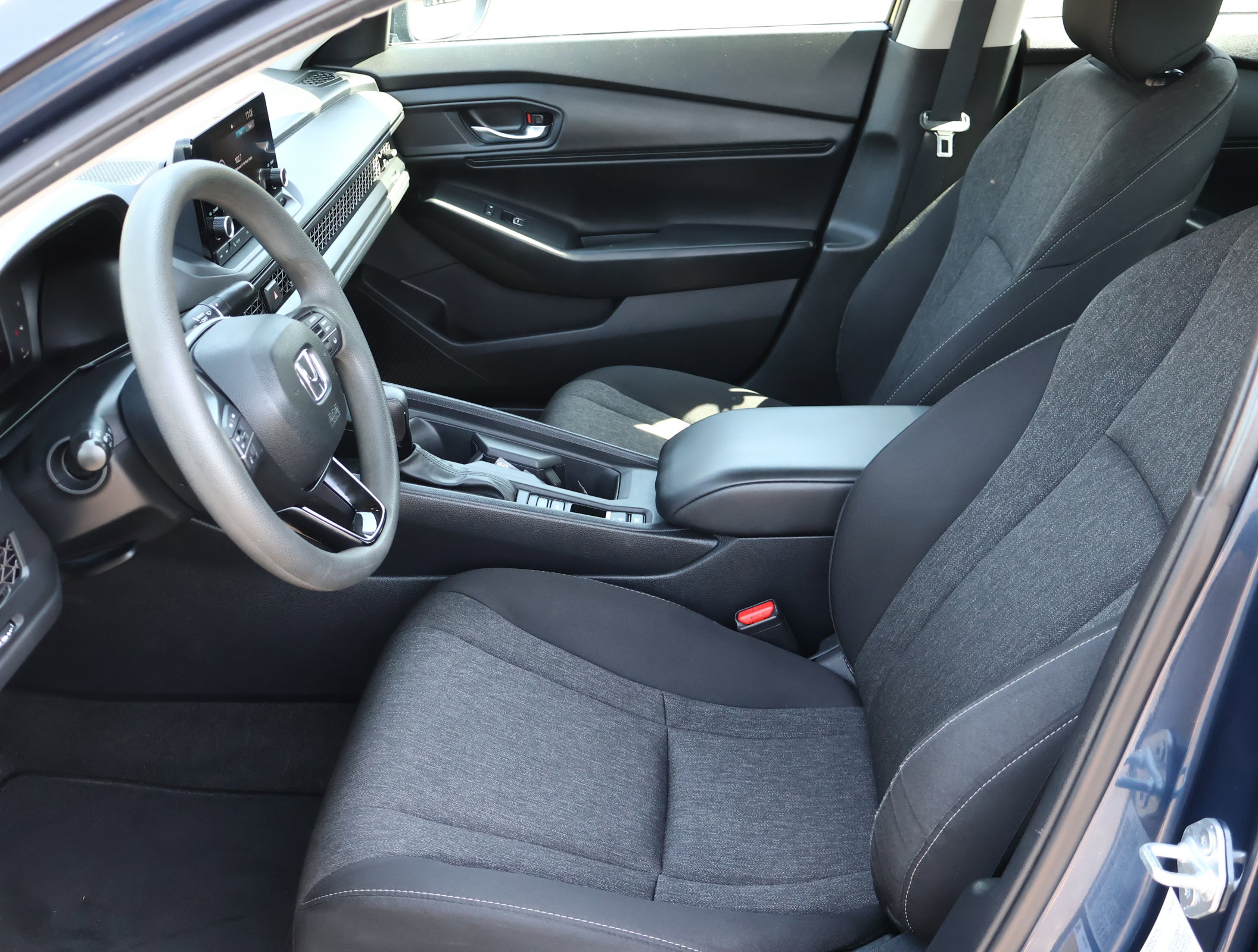 Used 2024 Honda Accord EX image 10