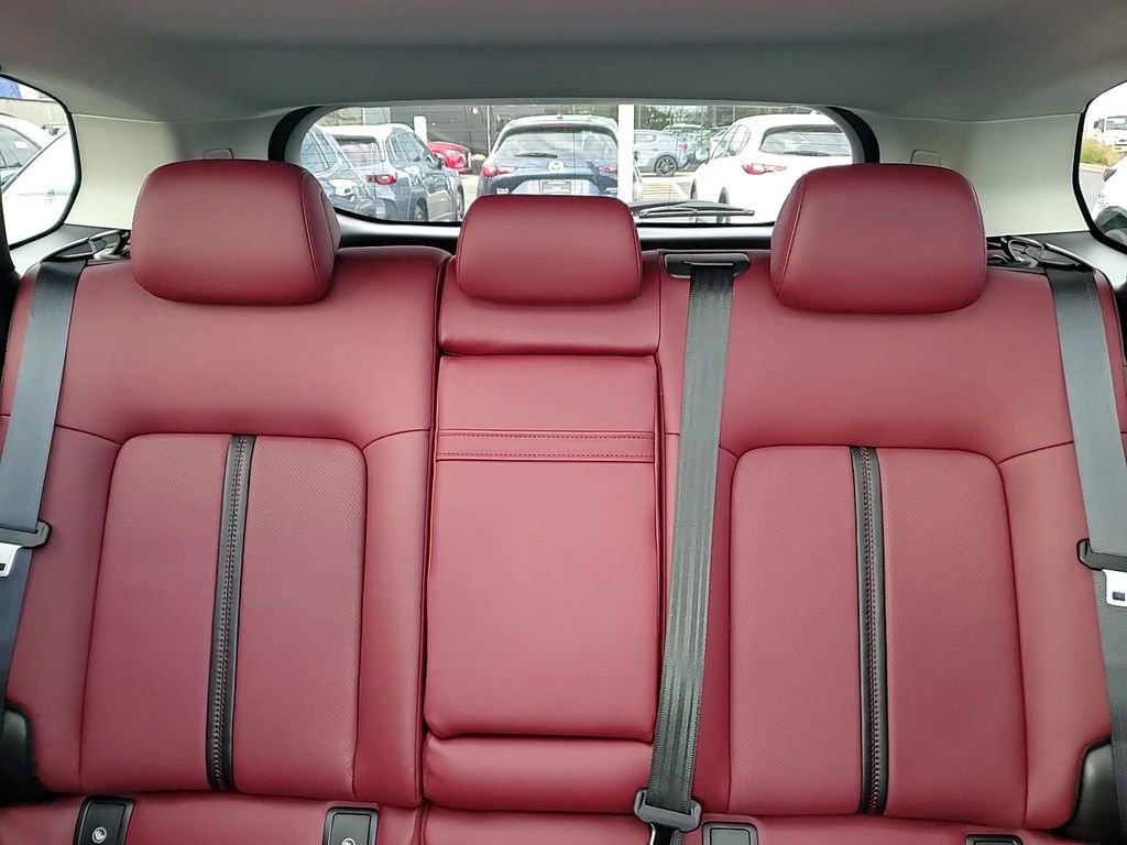 Certified 2025 MAZDA CX-50 2.5 Hybrid w/ Premium Plus Pkg image 22