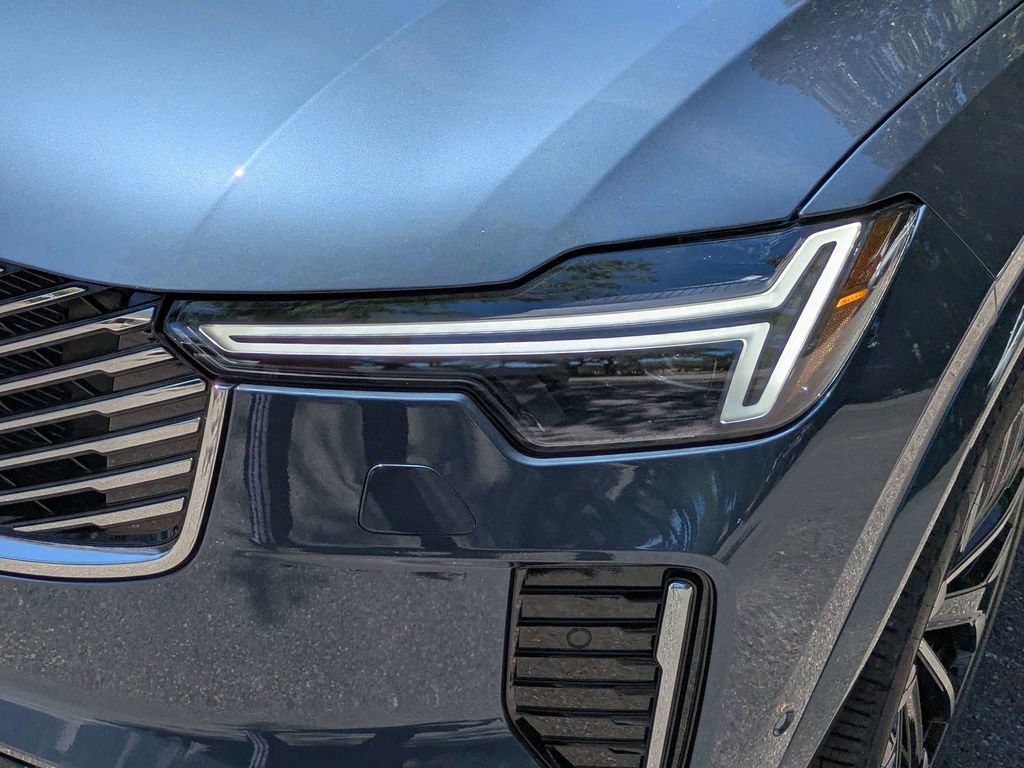 New 2026 Volvo XC90 B6 Ultra w/ Protection Package Premier AWD/4WD image 9