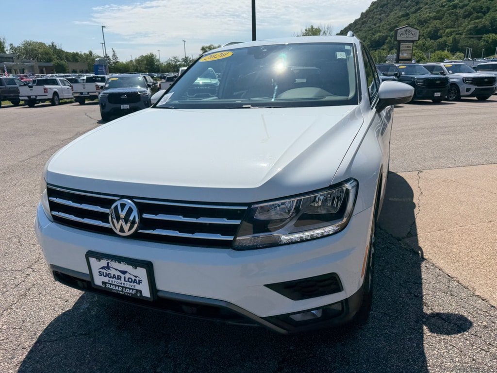 Used 2020 Volkswagen Tiguan SEL AWD/4WD image 2