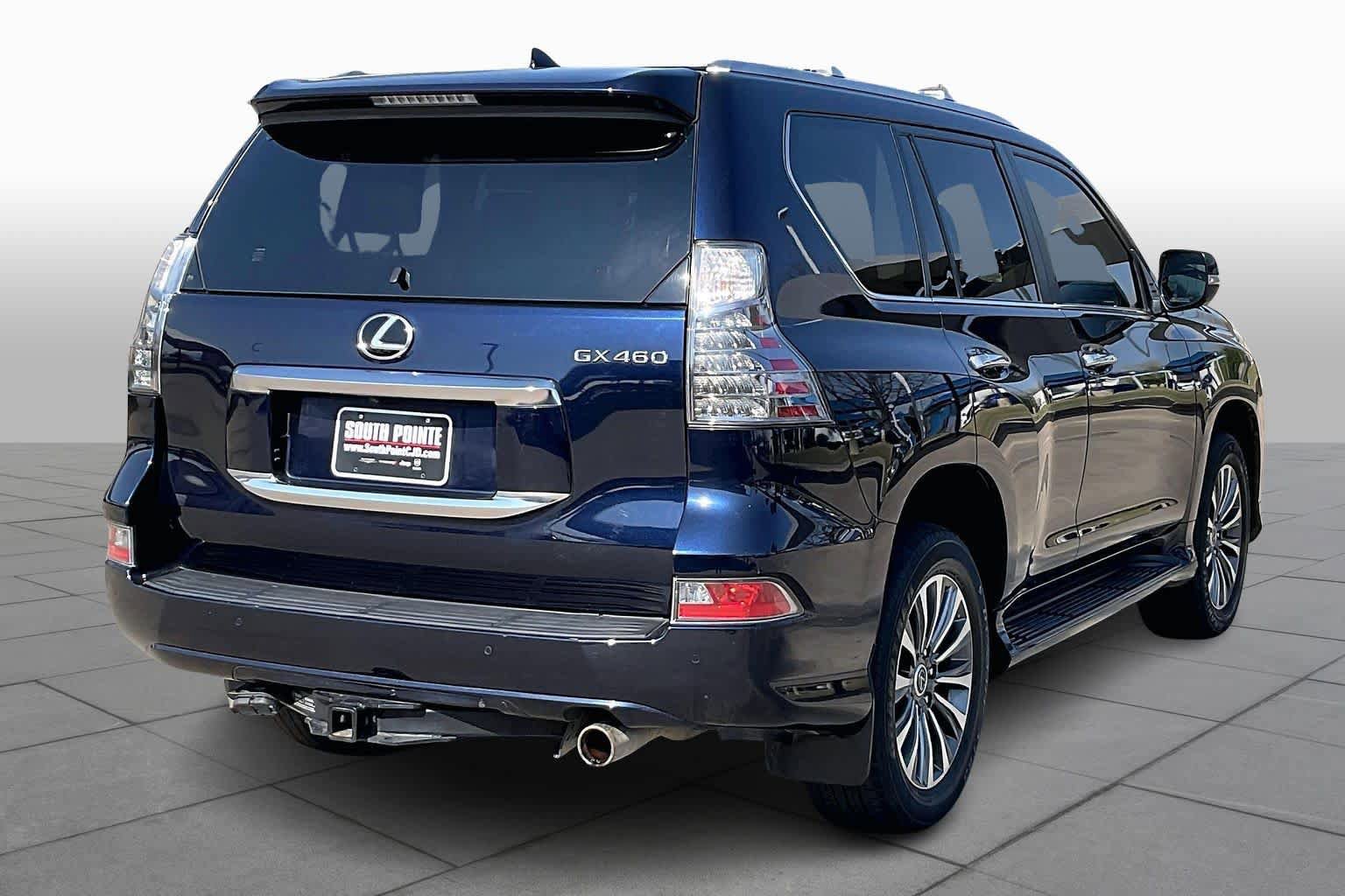 Used 2023 Lexus GX 460 Luxury w/ Accessory Package AWD/4WD image 13