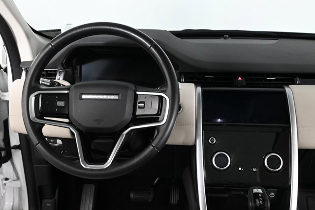 Used 2022 Land Rover Discovery Sport SE image 3