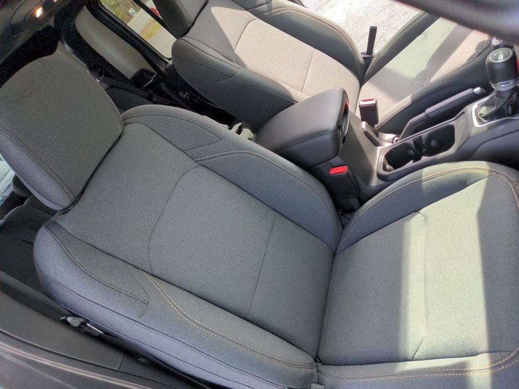 New 2025 Jeep Gladiator Willys image 24