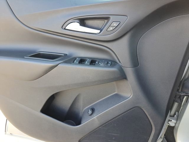 Used 2021 Chevrolet Equinox LT image 16