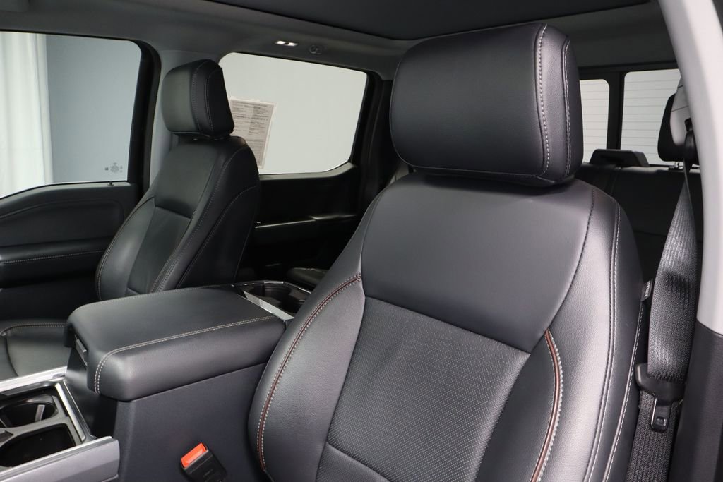 Used 2024 Ford F350 Lariat w/ Chrome Package image 26