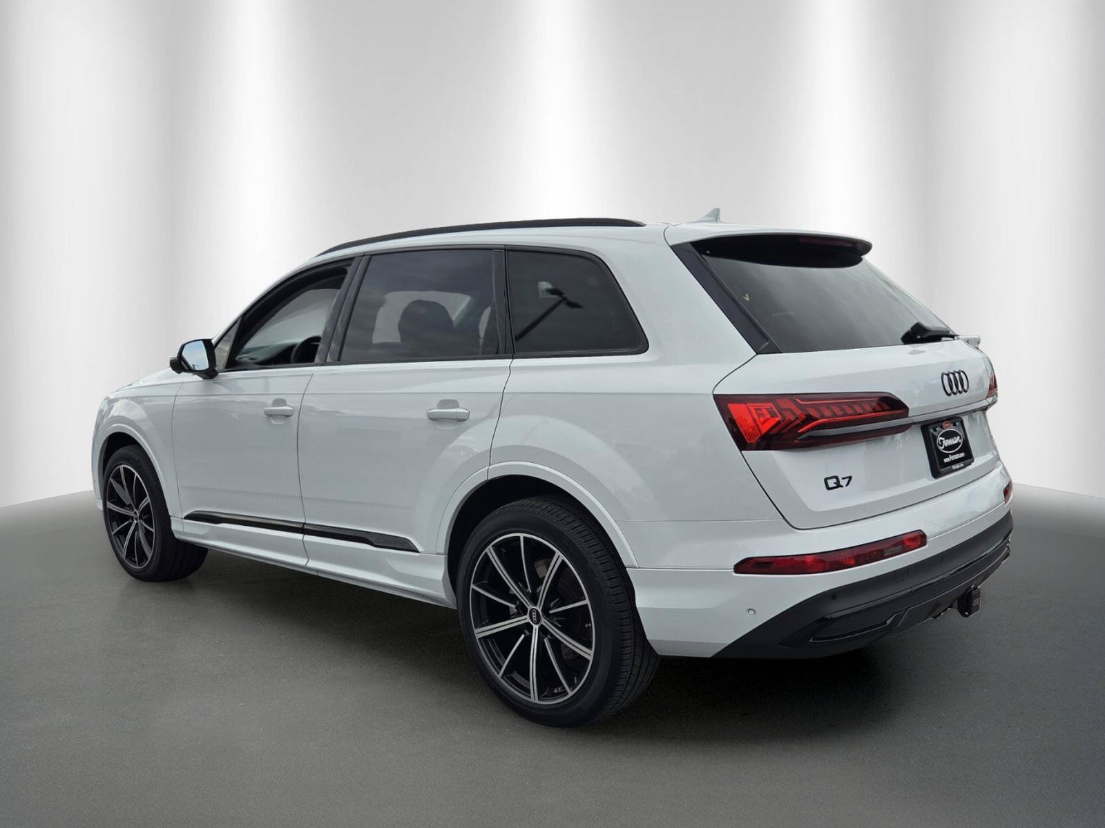 Used 2023 Audi Q7 3.0T Premium Plus AWD/4WD image 5