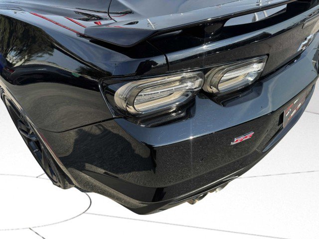 Used 2022 Chevrolet Camaro SS RWD image 12