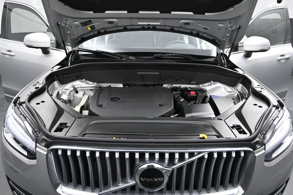 Used 2023 Volvo XC90 B6 Plus w/ Protection Package Premier AWD/4WD image 22