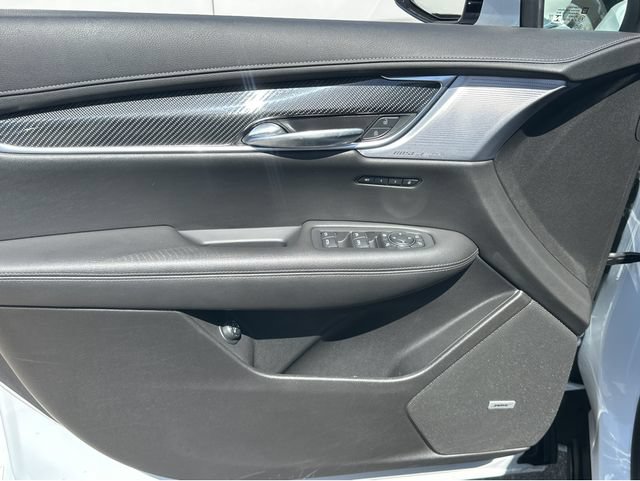 Certified 2023 Cadillac XT6 Sport w/ Technology Package AWD/4WD image 25