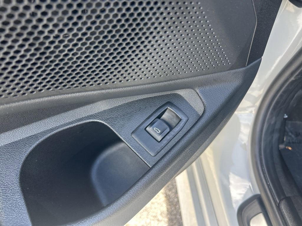 Used 2025 BMW 330i xDrive Sedan image 36