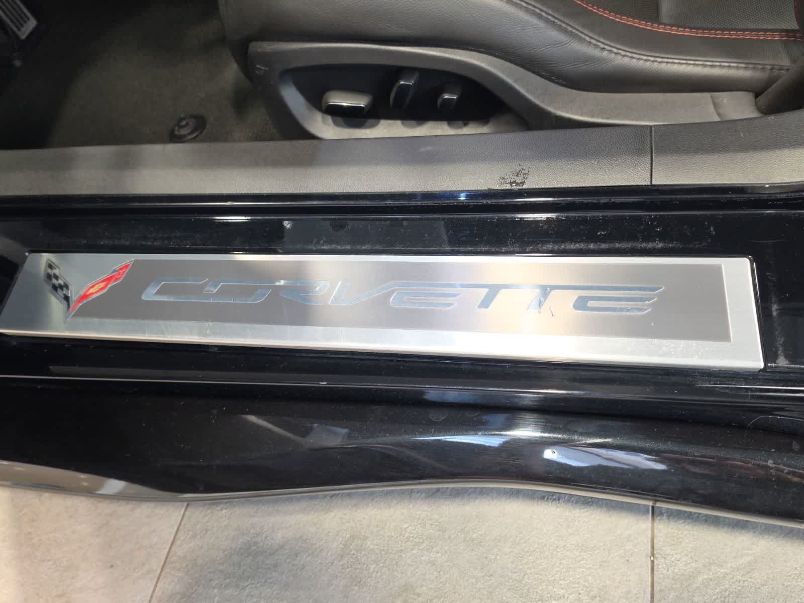 Used 2016 Chevrolet Corvette Z06 w/ 3LZ Preferred Equipment Group RWD image 16