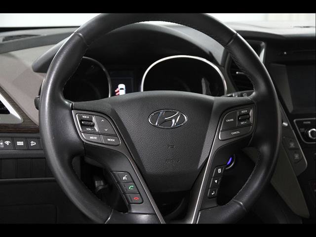 Used 2017 Hyundai Santa Fe Sport FWD image 7