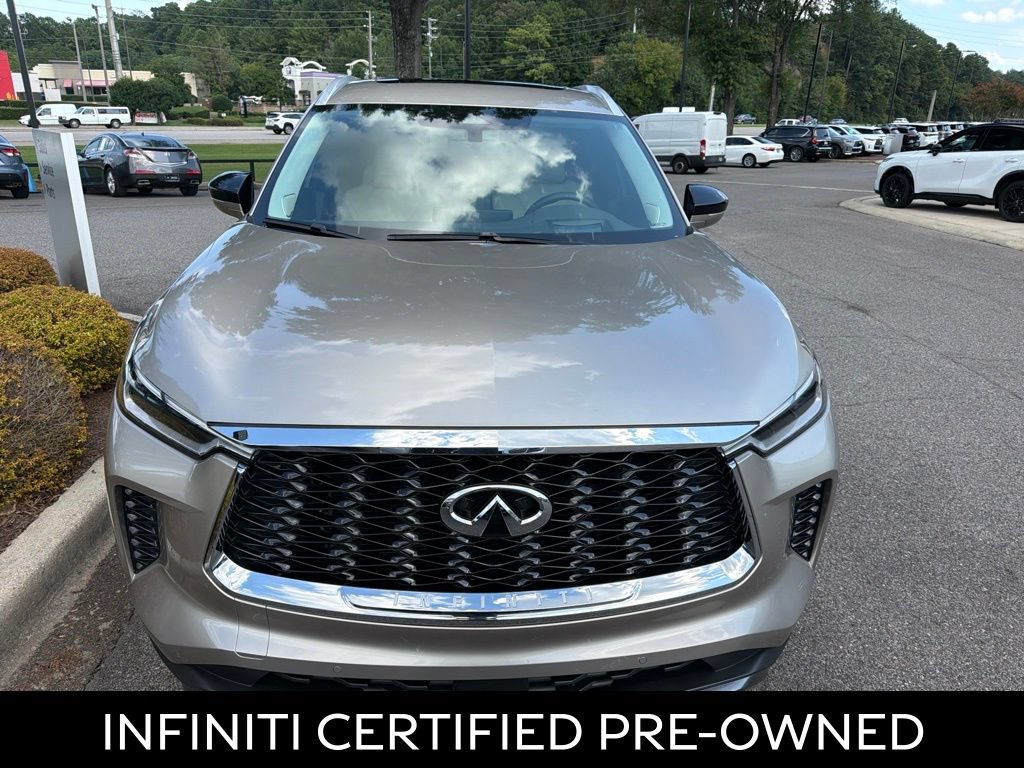 Certified 2023 INFINITI QX60 Sensory w/ Vision Package AWD/4WD image 10