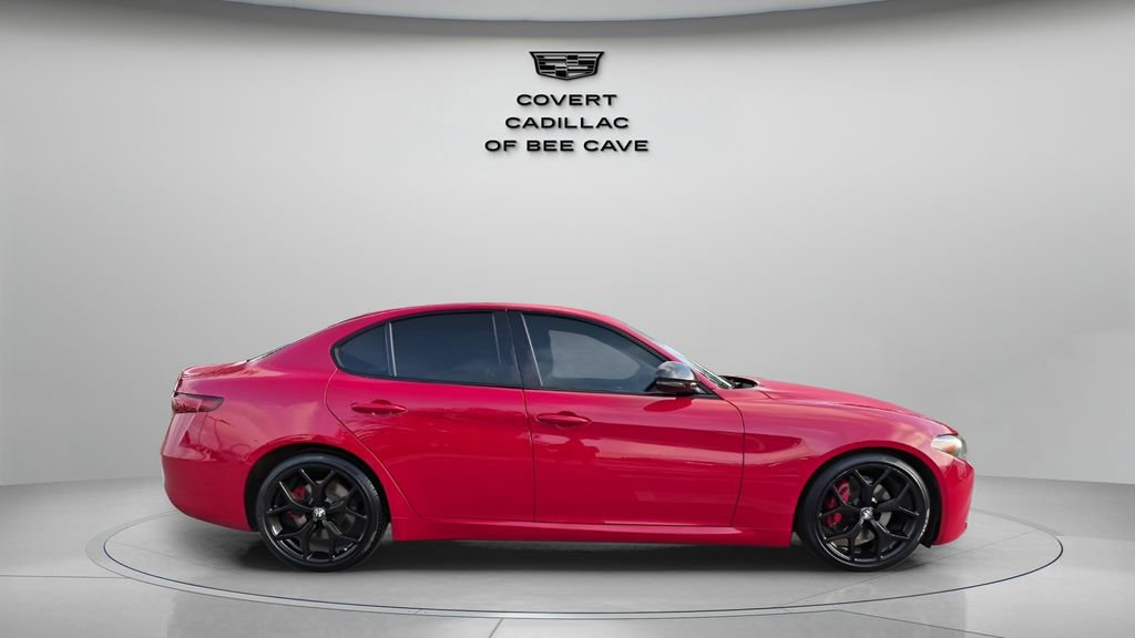 Used 2019 Alfa Romeo Giulia w/ Nero Edizione image 11
