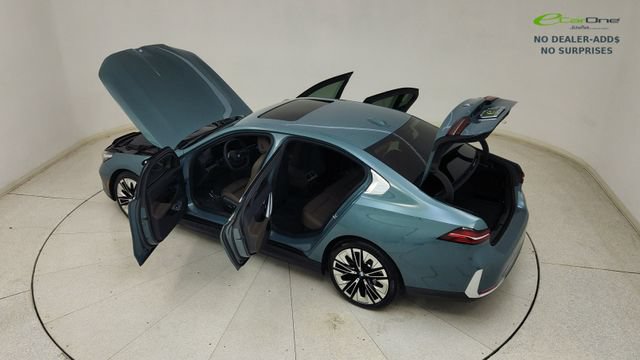 Used 2026 BMW i5 xDrive40 AWD/4WD image 33