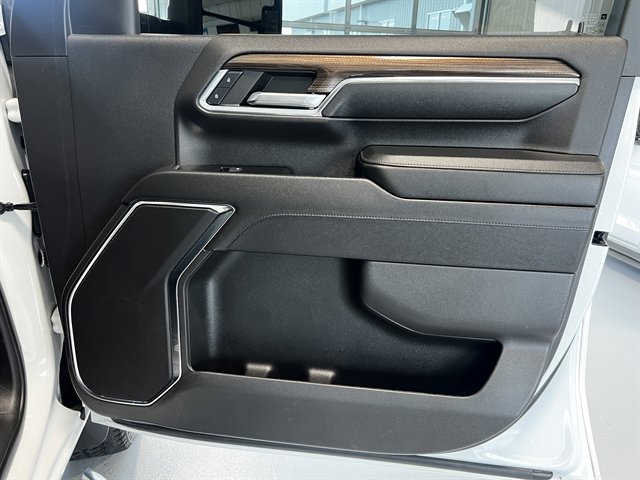 Used 2024 Chevrolet Silverado 3500 LT image 31