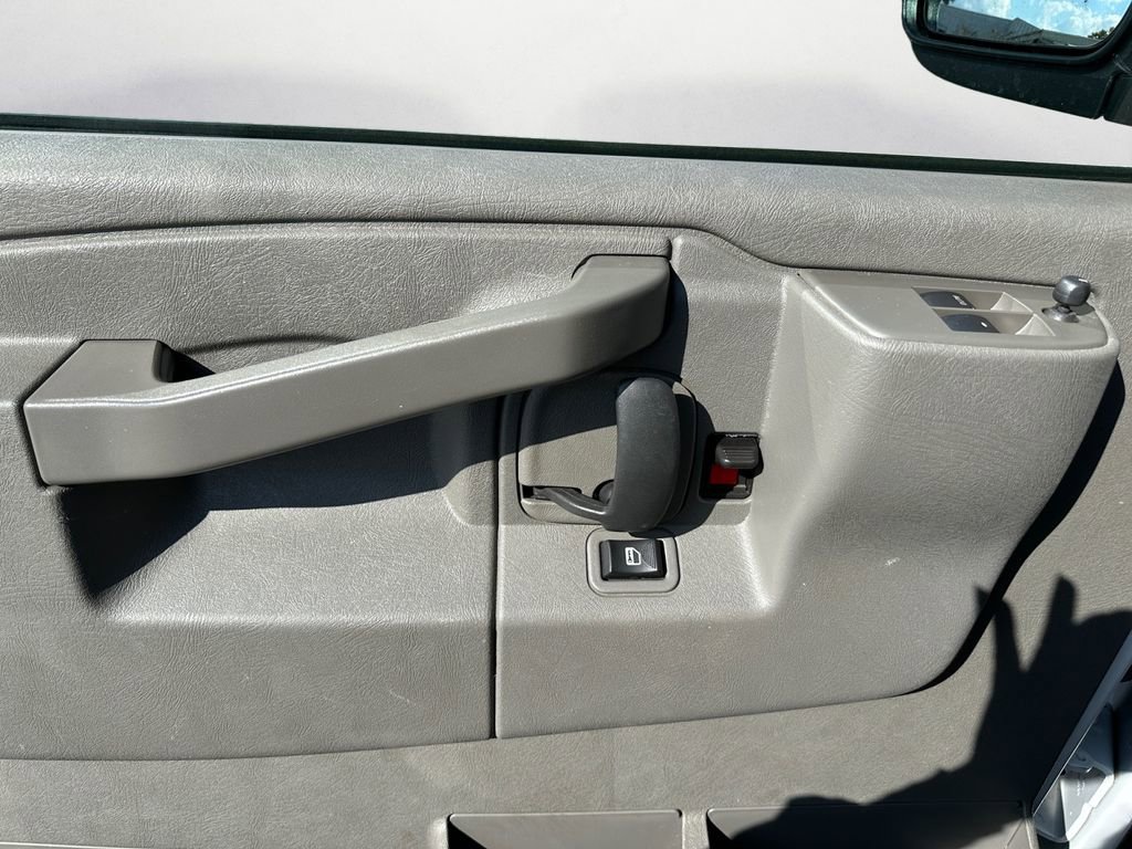 Used 2024 Chevrolet Express 2500 w/ Driver Convenience Package image 23