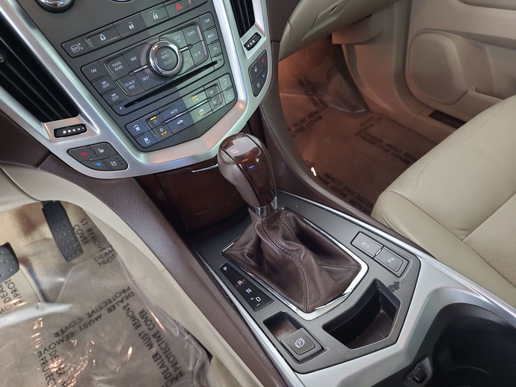 Used 2011 Cadillac SRX Premium image 16
