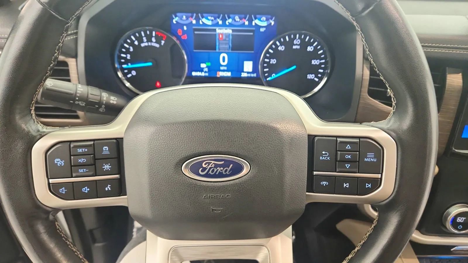 Used 2024 Ford Expedition Limited image 27