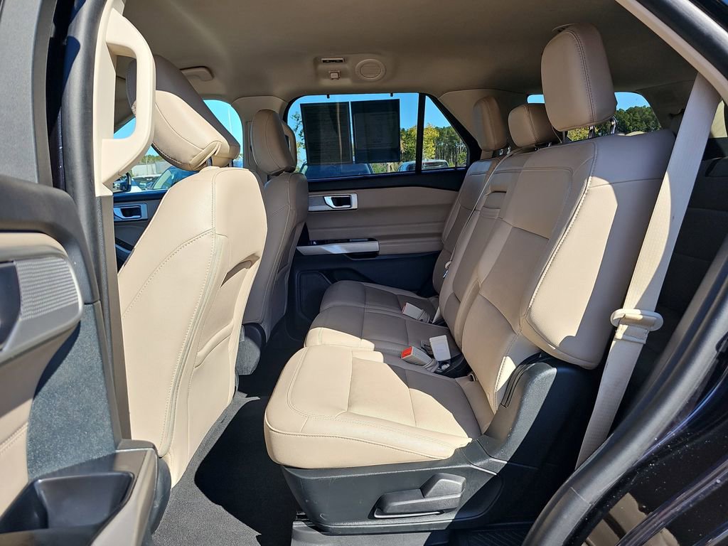 Used 2023 Ford Explorer Limited image 20