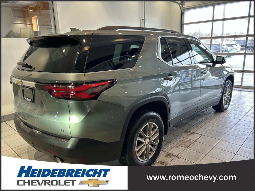 Used 2023 Chevrolet Traverse LT video 3