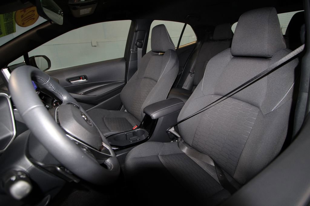 Used 2024 Toyota Corolla SE FWD image 4