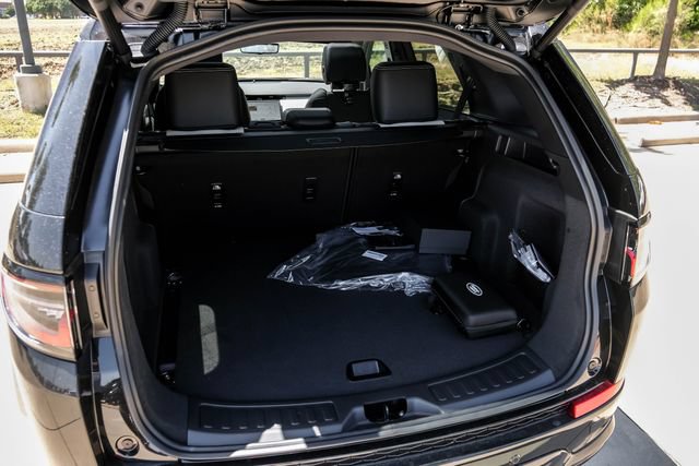 New 2026 Land Rover Discovery Sport Landmark AWD/4WD image 68