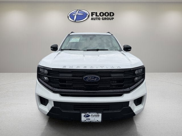 New 2026 Ford Expedition Active AWD/4WD image 2