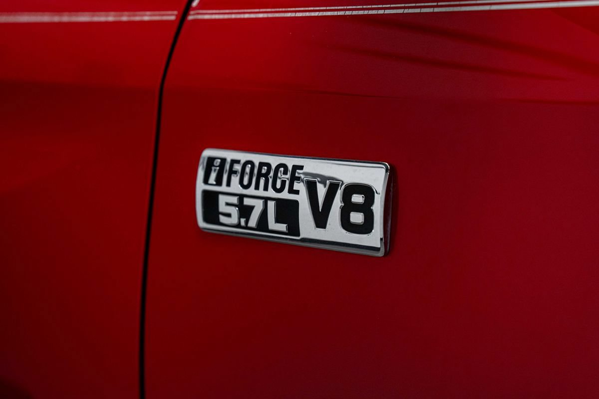 Used 2018 Toyota Tundra SR5 AWD/4WD image 12
