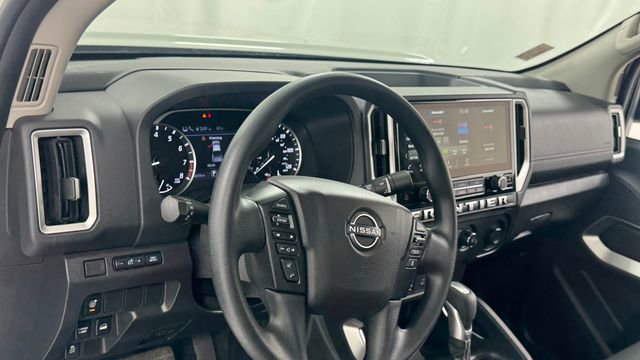 Used 2025 Nissan Frontier SV AWD/4WD image 33