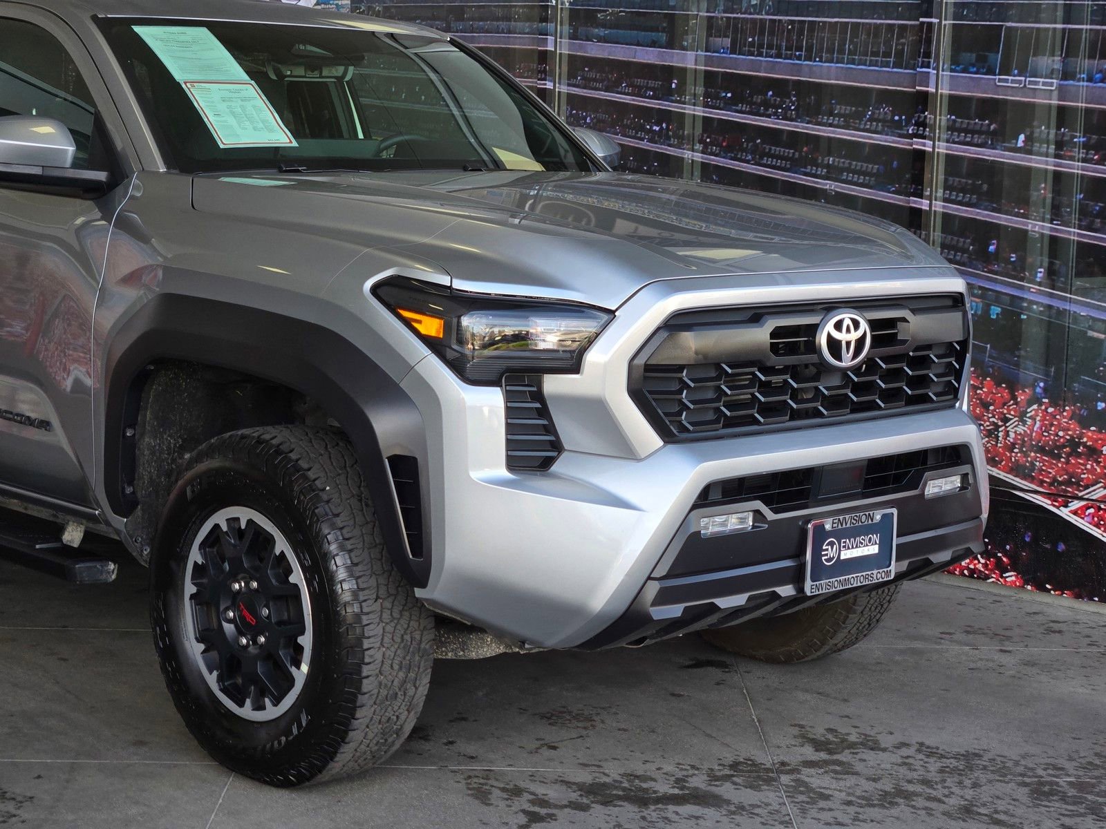 Certified 2025 Toyota Tacoma TRD Off-Road image 2