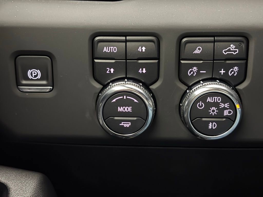 New 2025 GMC Sierra 1500 AT4 w/ AT4 Premium Package image 27