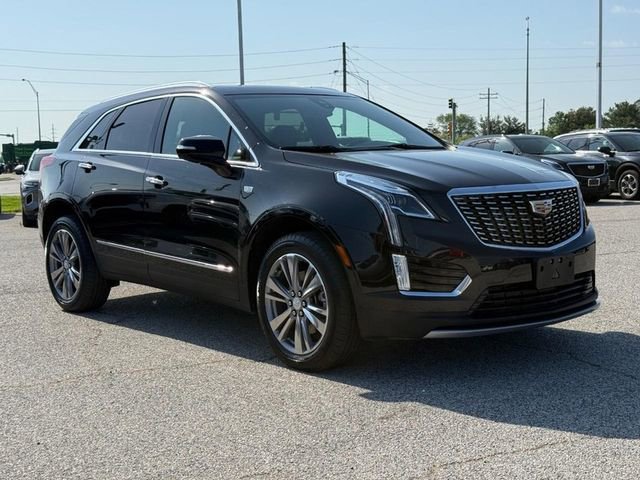 Used 2025 Cadillac XT5 Premium Luxury FWD image 8