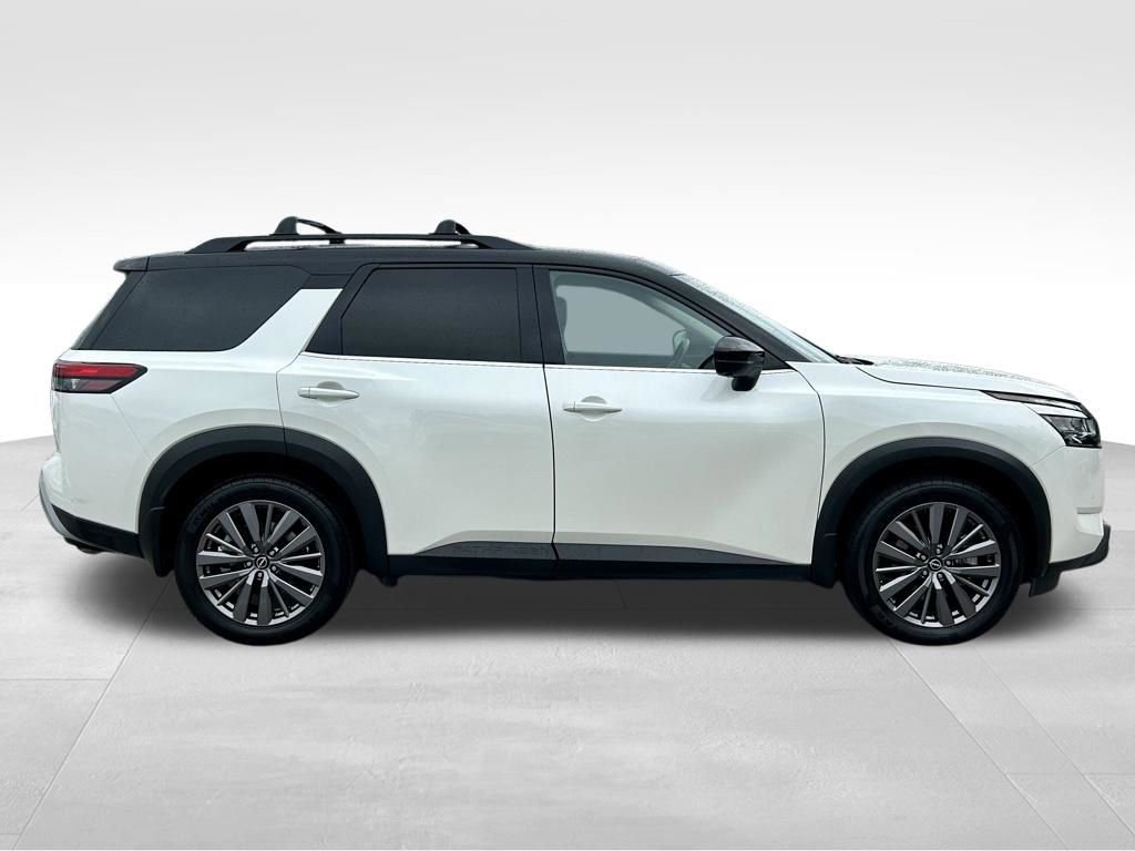 Certified 2023 Nissan Pathfinder SL w/ SL Premium Package image 5