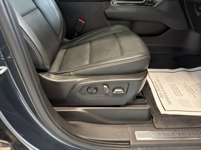 Used 2022 GMC Yukon Denali image 19