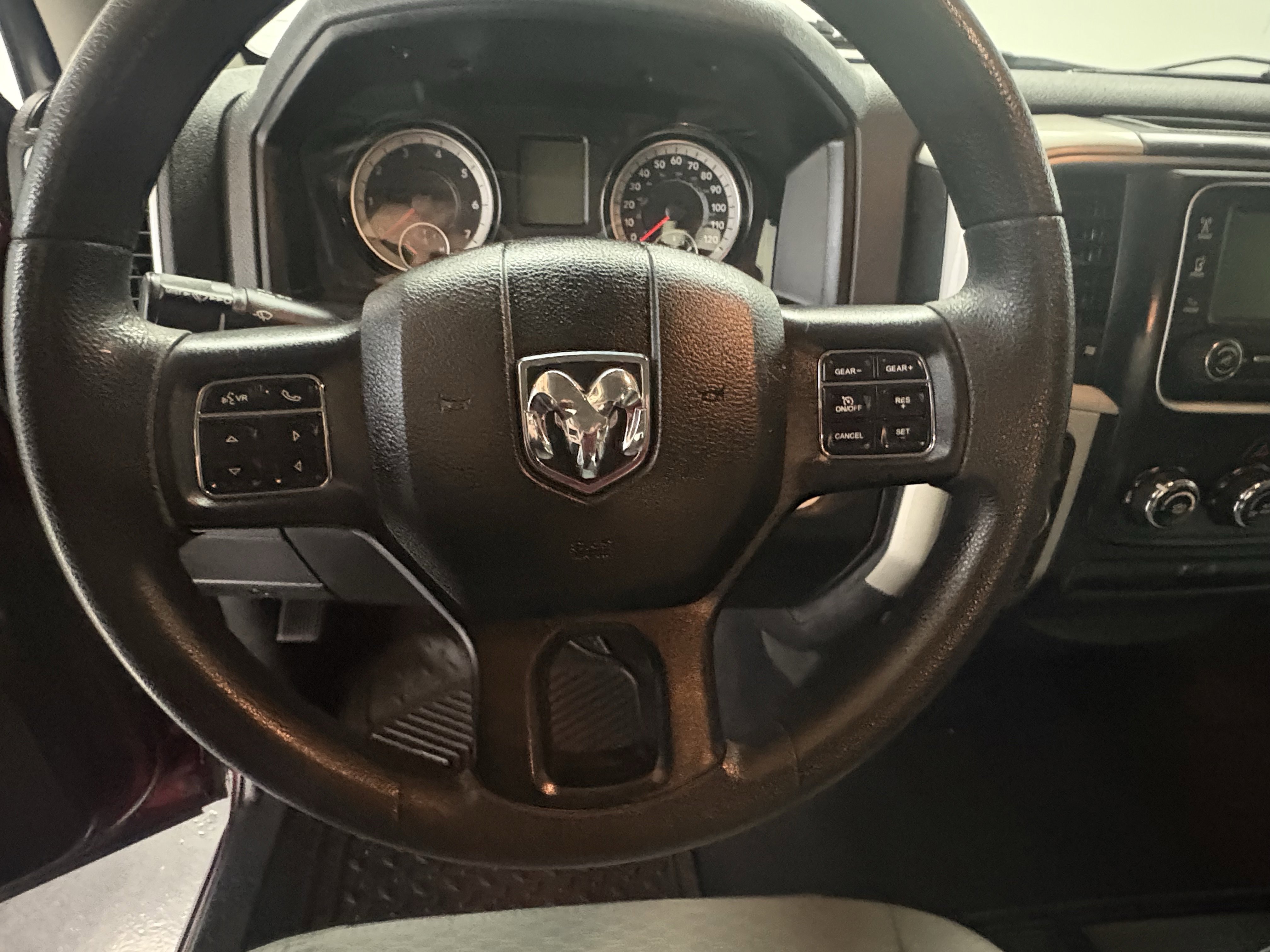 Used 2019 RAM 1500 Classic SLT image 22