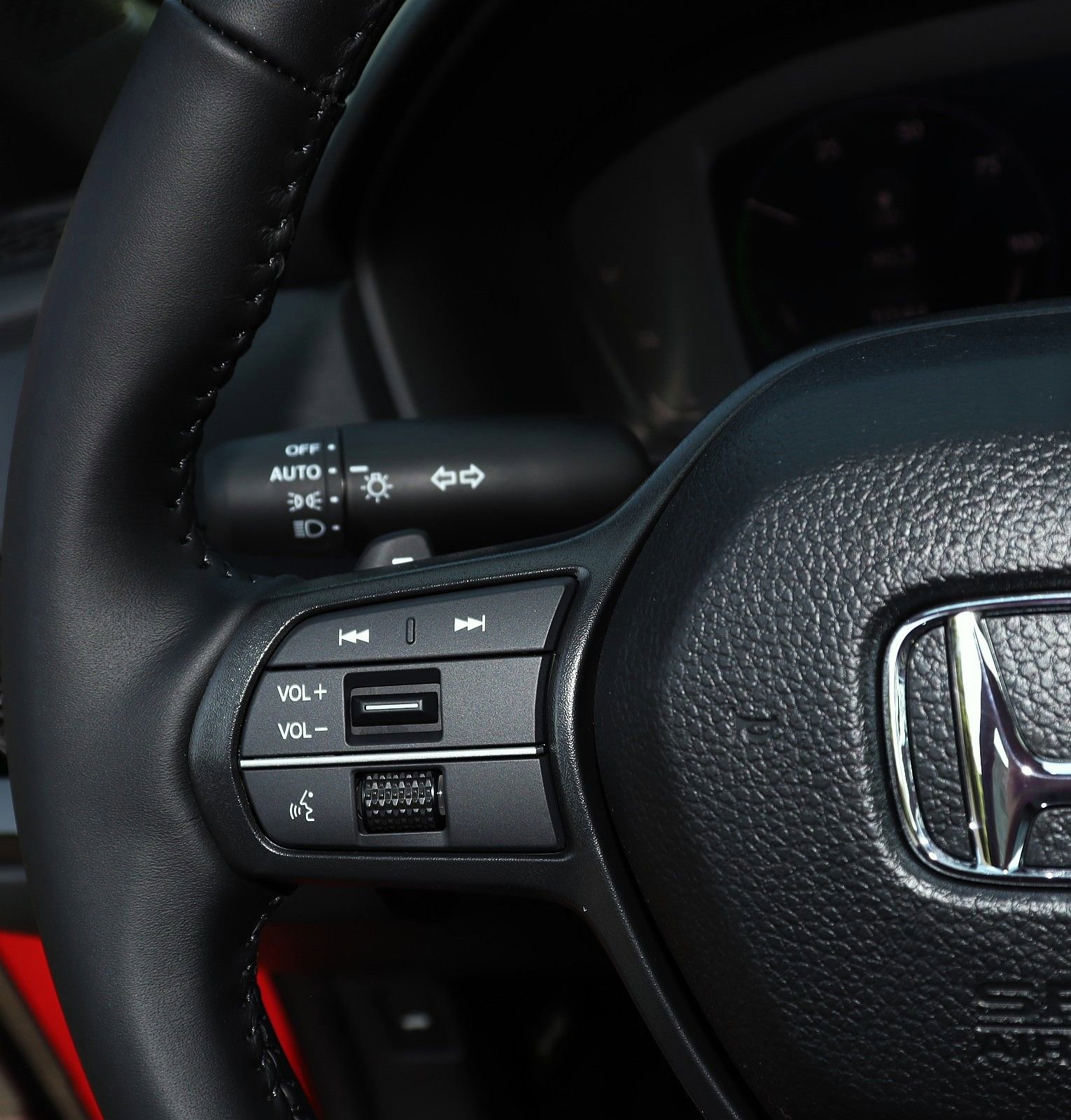 New 2025 Honda Accord Sport image 18