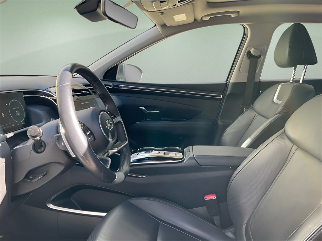 Certified 2022 Hyundai Tucson Limited w/ Cargo Package image 16