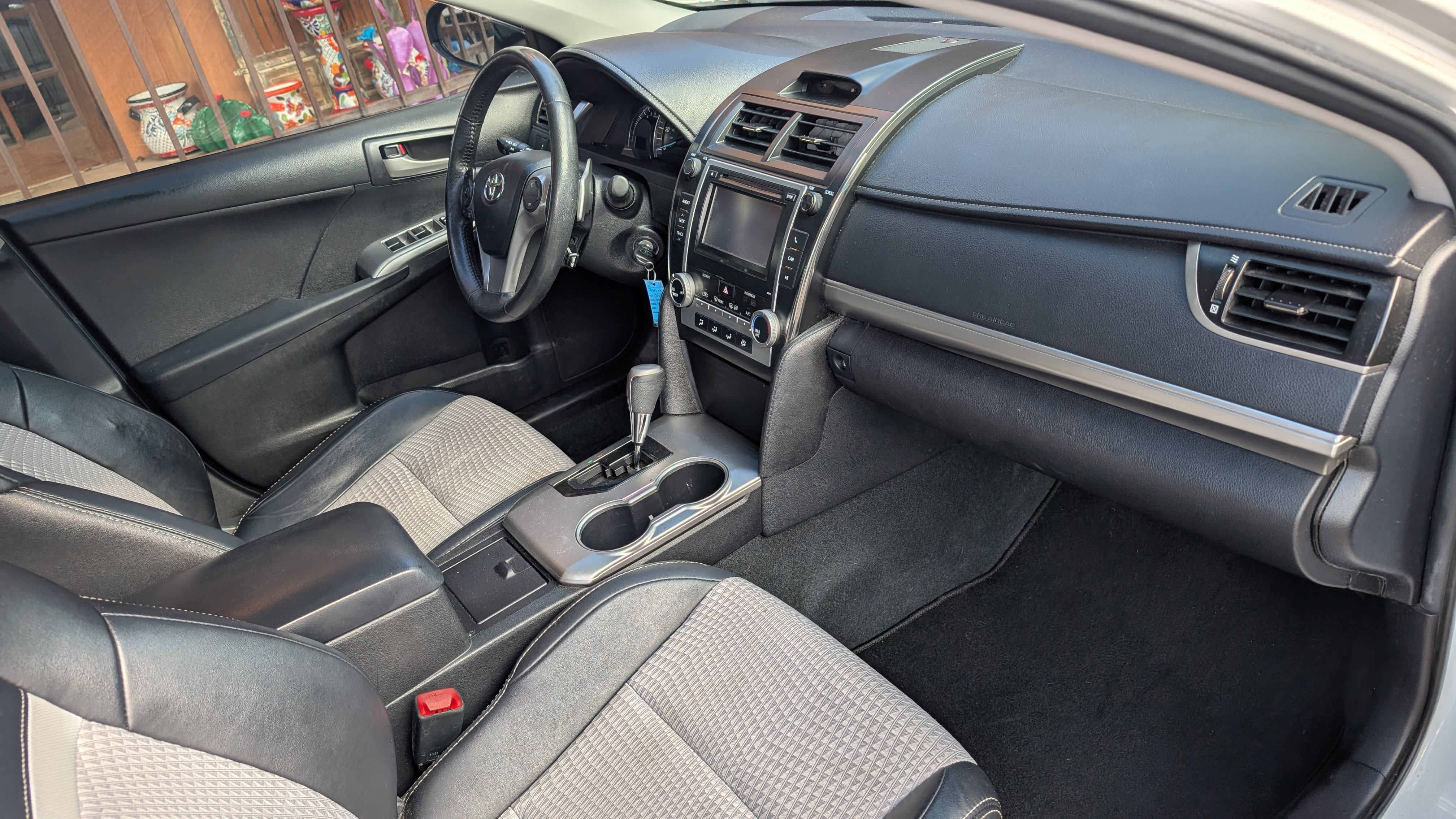 Used 2012 Toyota Camry SE image 17