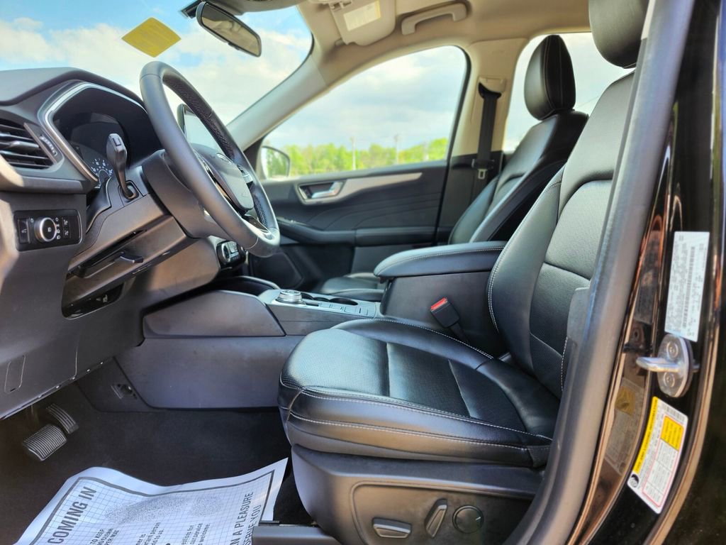 Used 2022 Ford Escape SEL AWD/4WD image 18