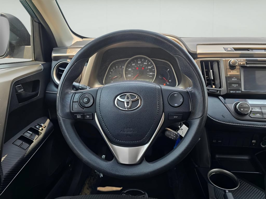 Used 2013 Toyota RAV4 XLE AWD/4WD image 26