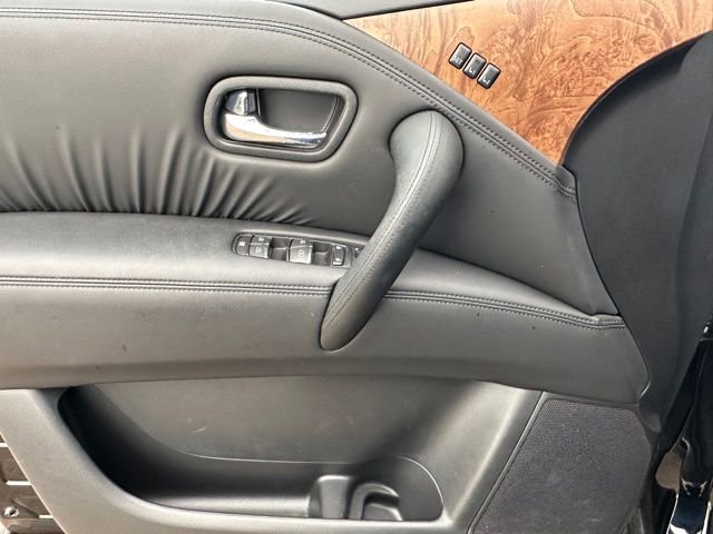 Used 2024 Nissan Armada SL w/ Captain's Chairs Package image 7